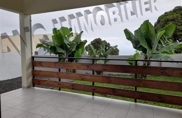 Location Maison 90m&sup2; 4 pi&egrave;ces Rivi&egrave;re Saint Louis