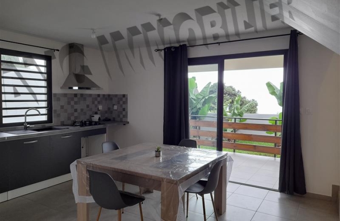 Location Maison 90m&sup2; 4 pi&egrave;ces Rivi&egrave;re Saint Louis