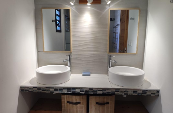 Vente Maison 90m&sup2; 4 pièces Petite &icirc;le