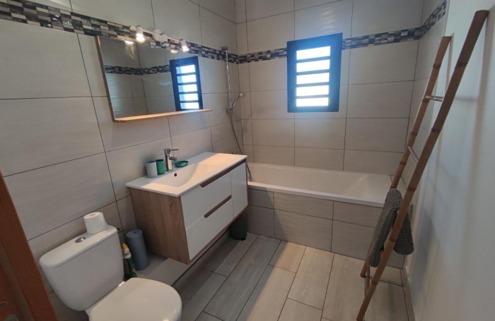 Vente Maison 90m&sup2; 4 pièces Petite &icirc;le