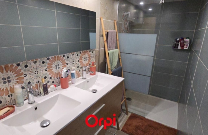 Vente Maison 130m&sup2; 6 pièces Piton Saint Leu