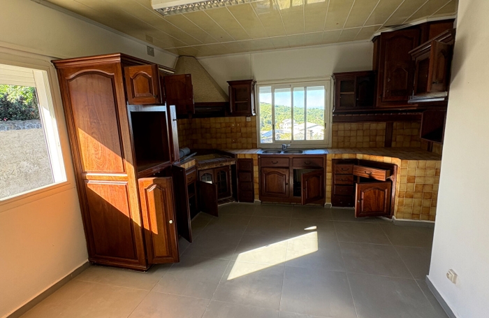 Location Maison 128m&sup2; 4 pi&egrave;ces Le Guillaume