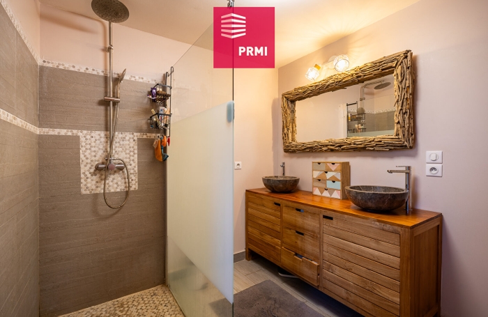 Vente Maison 152m&sup2; 6 pi&egrave;ces La Saline les Hauts