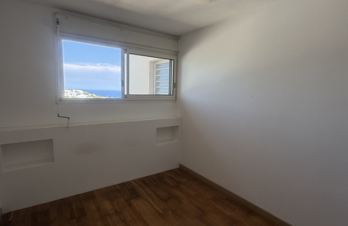 Duplex d&rsquo;exception avec vue panoramique sur l&rsquo;oc&eacute;an   Les Avirons T4 - 76 m2