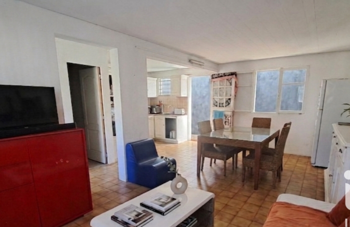 Vente Appartement 85m&sup2; 5 pièces Petite &icirc;le