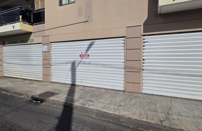 Location Local commercial 97450