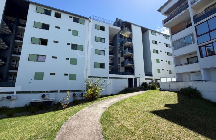 Vente Appartement 100m&sup2; 4 pièces Le Tampon