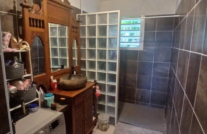 Vente Maison 80m&sup2; 4 pièces Petite &icirc;le