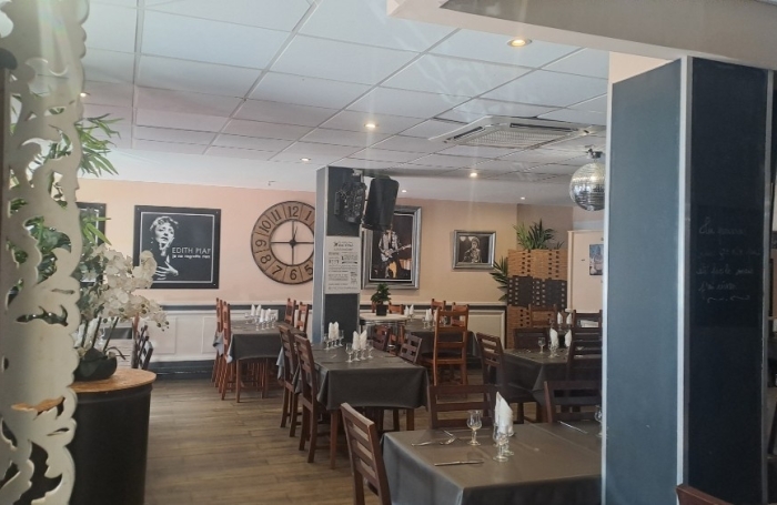 A VENDRE FOND DE COMMERCE DE RESTAURATION + HABITATION