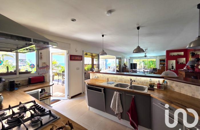 Vente Maison 160m&sup2; 4 pièces Saint Gilles les Bains