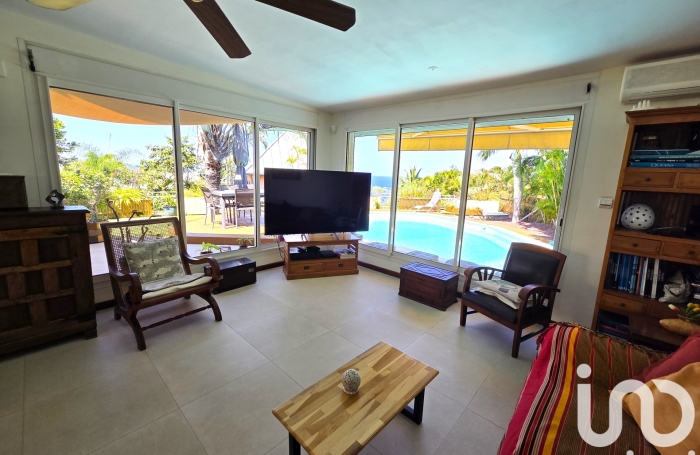 Vente Maison 160m&sup2; 4 pièces Saint Gilles les Bains