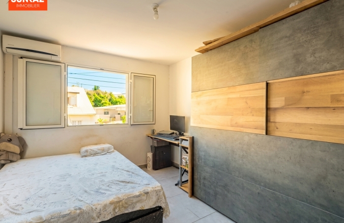 Vente Appartement 83.5m&sup2; 4 pi&egrave;ces Saint-Pierre