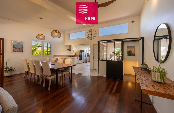 Vente Maison 152m&sup2; 6 pi&egrave;ces Saint Paul