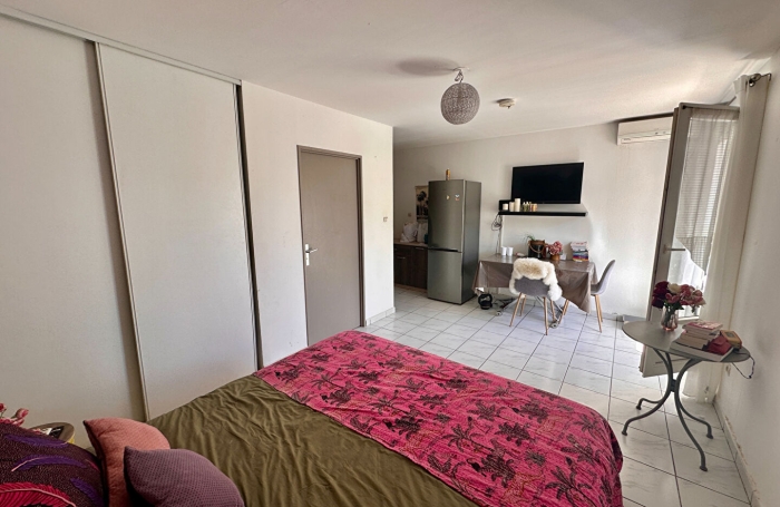 Vente Appartement 27.8m&sup2; 1 pi&egrave;ce Saint Gilles les Bains