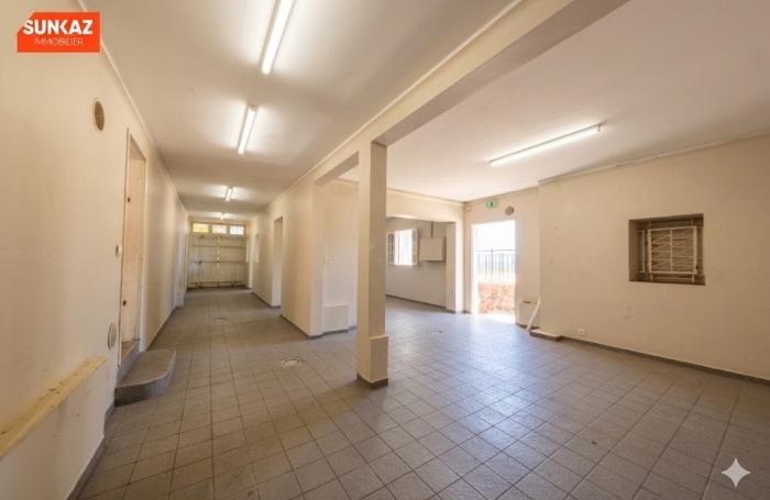 Location Local commercial 75m&sup2; Piton Saint Leu
