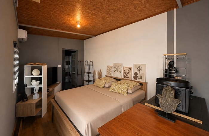 SAINT PHILIPPE 97442 - VILLA DE PLAIN PIED - EN PARFAIT ETAT - LUMINEUSE - AGREABLE &Agrave; VIVRE - SECTEUR CALME