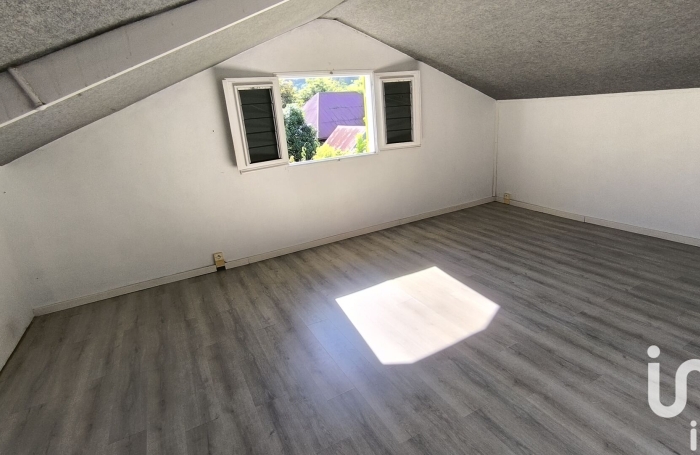 Vente Maison 165m&sup2; 7 pièces L'Entre Deux