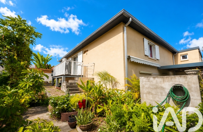 Vente Maison 110m&sup2; 6 pièces Trois Bassins