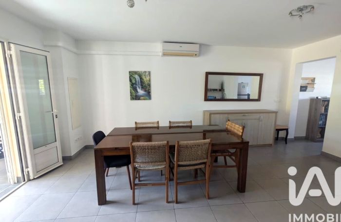 Location Maison 120m&sup2; 5 pièces Saint Gilles les Bains