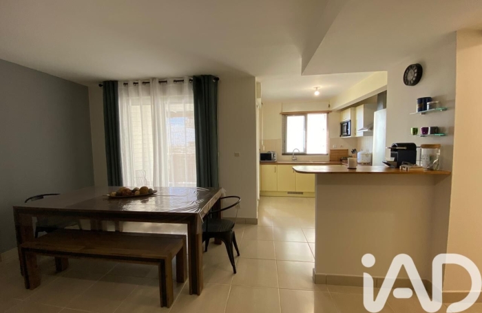 Vente Appartement 55m&sup2; 2 pièces Saint Denis