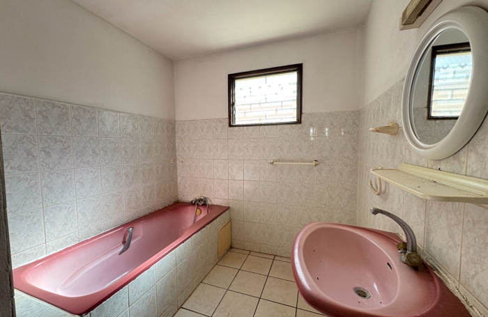 Vente Maison 65.3m&sup2; 4 pi&egrave;ces Sainte Clotilde