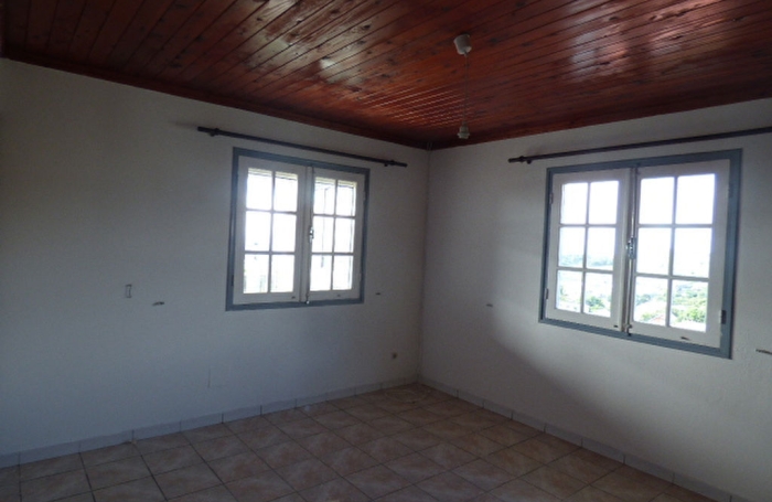 Location Maison 120.27m&sup2; 4 pi&egrave;ces Sainte Marie