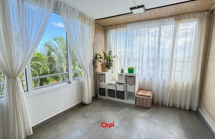Vente Appartement 80m&sup2; 4 pièces La Possession
