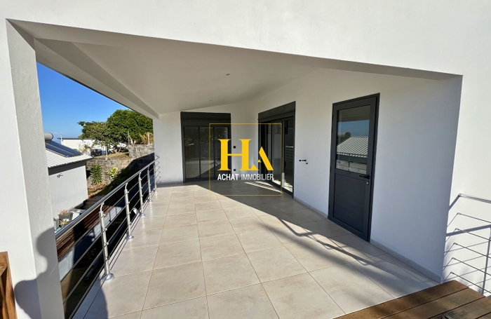 Vente Maison 97m&sup2; 4 pi&egrave;ces Les Avirons