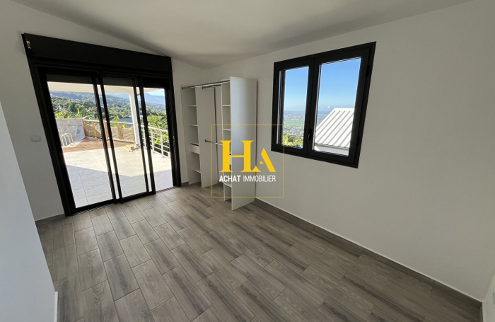 Vente Maison 97m&sup2; 4 pi&egrave;ces Les Avirons