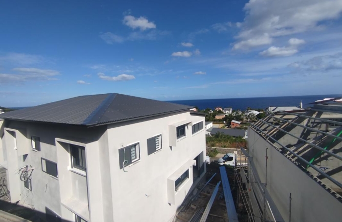Location Maison 196.94m&sup2; 6 pièces Saint-Pierre