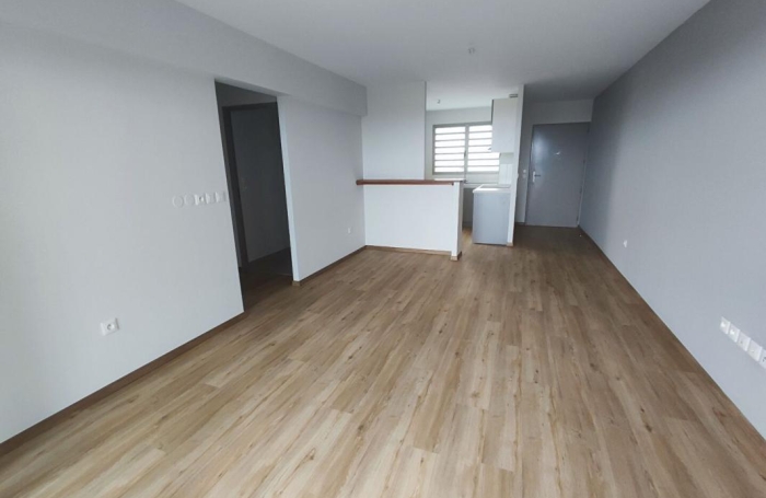 Location Appartement 86.3m&sup2; 4 pièces Bois de Nefles St Paul