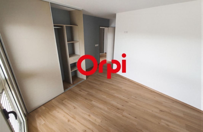 Location Appartement 86.3m&sup2; 4 pièces Bois de Nefles St Paul