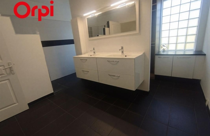 Location Maison 162m&sup2; 4 pièces Ravine des Cabris