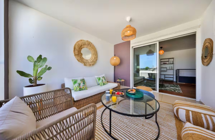 Vente Maison 69.78m&sup2; 3 pi&egrave;ces Saint Gilles les Bains