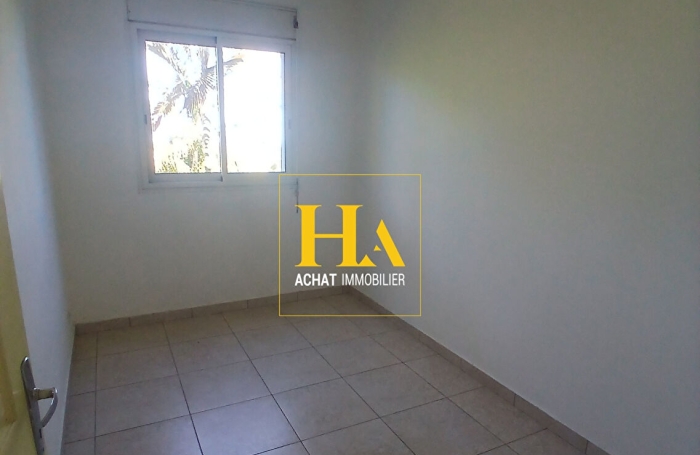Vente Maison 80m&sup2; 4 pi&egrave;ces Petite &icirc;le