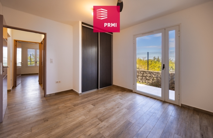 Vente Appartement 67.55m&sup2; 3 pi&egrave;ces Saint-Leu