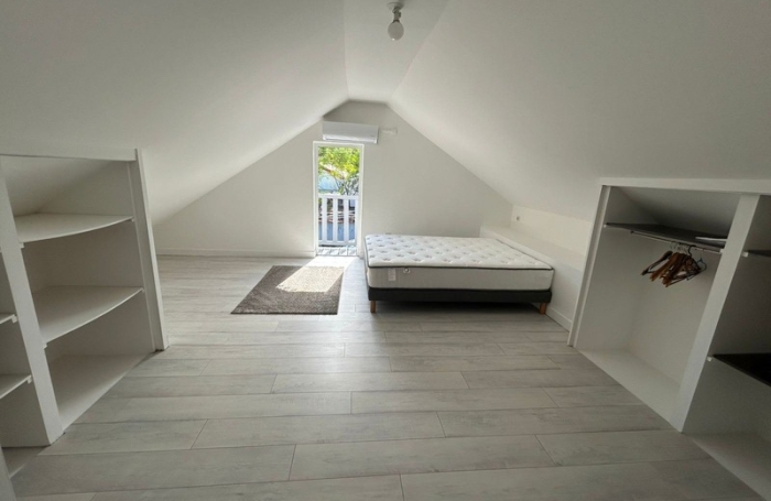 Location Maison 85m&sup2; 4 pièces Saint Gilles les Bains