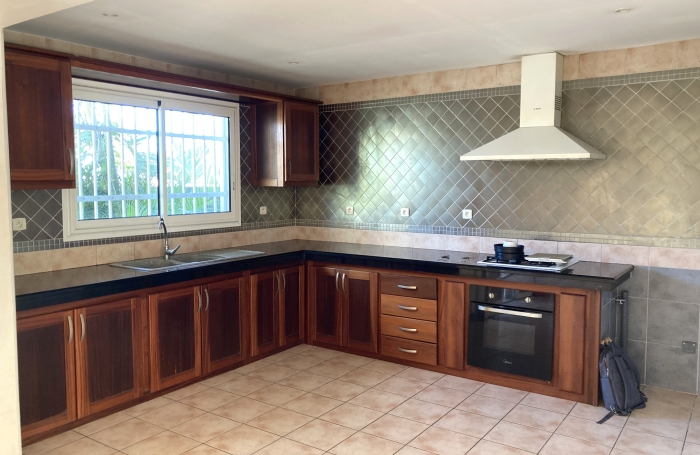 A LOUER VILLA F4 &Agrave; BOIS D'OLIVES