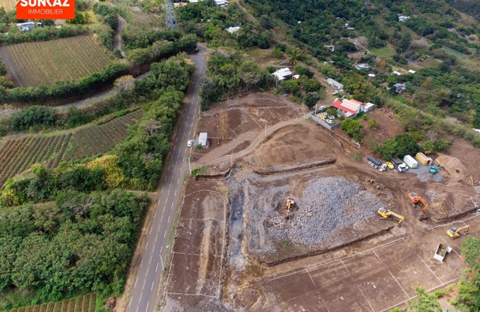 Vente Terrain 243.00m&sup2; Rivi&egrave;re Saint Louis