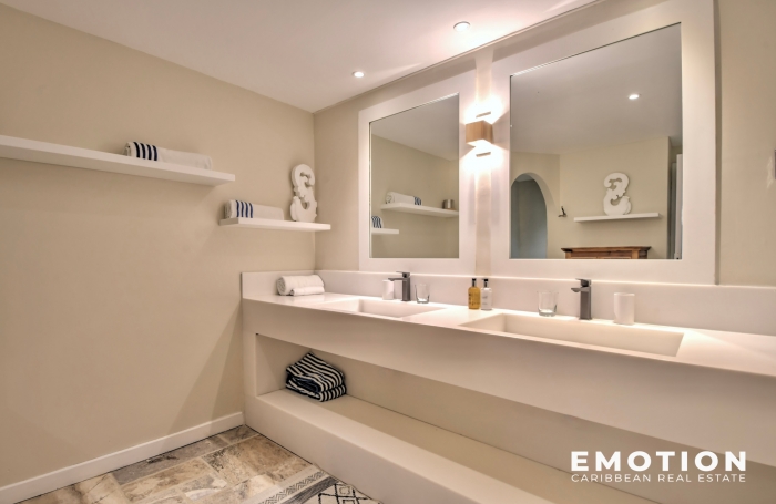 Hôtel-Restaurant 798 m2 + terrasses couvertes