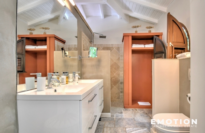 Hôtel-Restaurant 798 m2 + terrasses couvertes